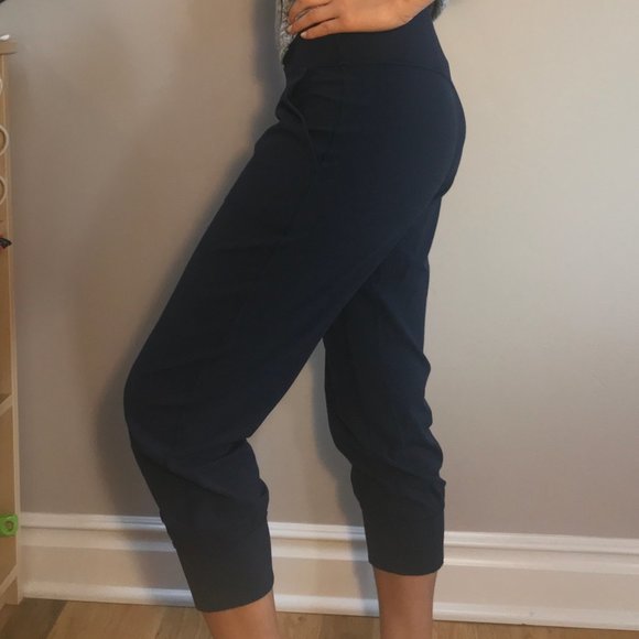 align jogger crop lululemon